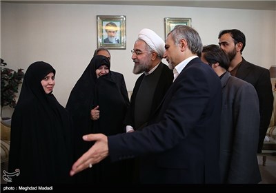 زیارة المرشح الرئاسی حسن روحانی الى مدینة اصفهان 