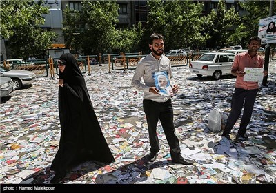 تجمع هواداران نامزدهای انتخابات ریاست جمهوری پس از نماز جمعه تهران