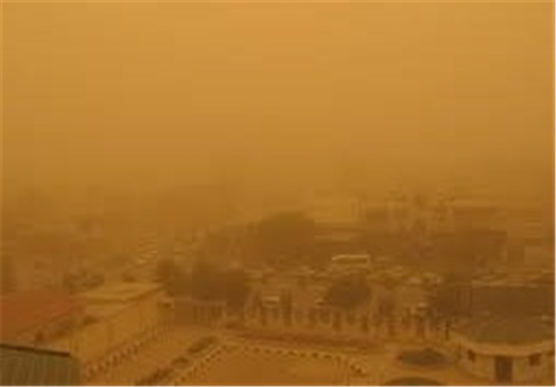 چتر گرد و غبار بر استان کرمانشاه سایه انداخت