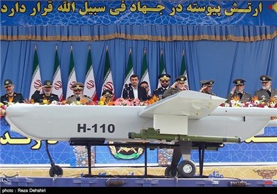 ایران الاسلامیة تزیح الستار عن احدث طائرة من دون طیار