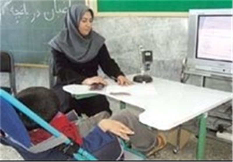 زمینه تحصیل دانش‌آموزان معلول در مدارس عادی اردبیل فراهم می‌شود