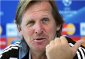 Former Real Madrid Coach Schuster Nominated for Sepahan Job