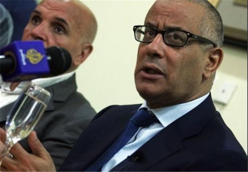 Ousted Libyan PM&apos;s Plane Stops in Malta