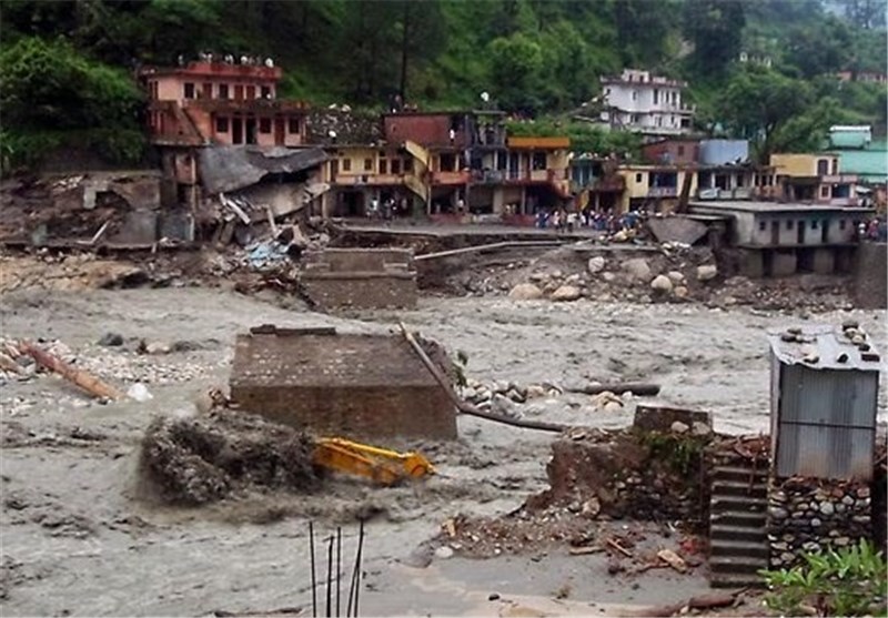 ہندوستان میں بارشوں اور لینڈ سلائیڈنگ سے 40 افراد جاں بحق