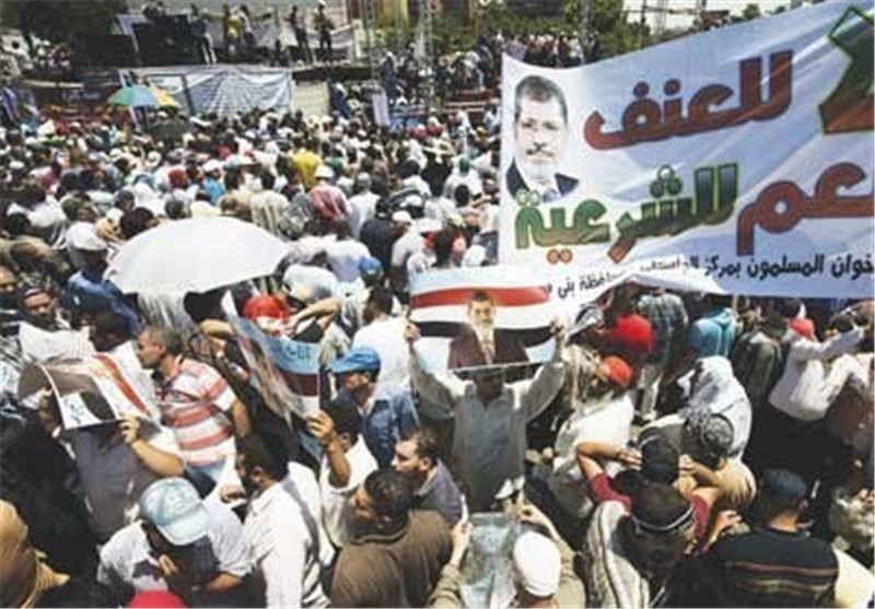 تاکید سلفی ها بر حمایت از قانون اساسی جدید مصر