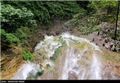 آبشار کبود چال در استان گلستان