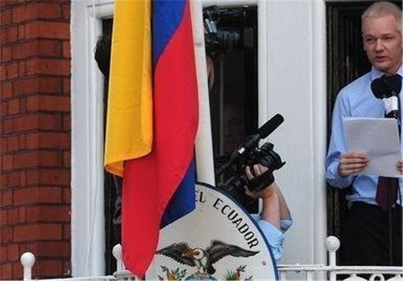 Ecuador Orders Removal of Extra Security at London Embassy