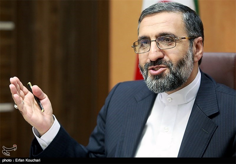 رئیس سازمان زندان‌ها از زندان مرکزی کرمانشاه بازدید کرد