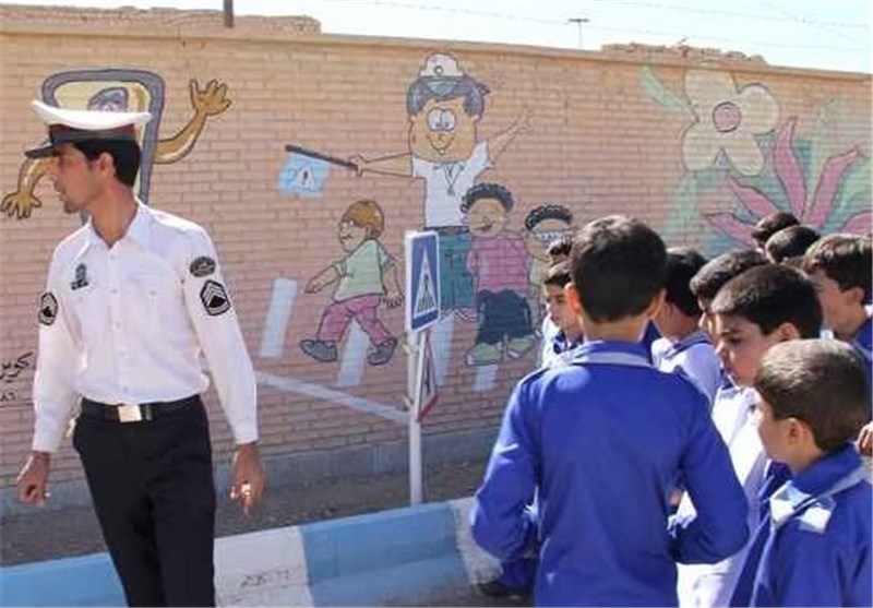 اجرای برنامه‌های ویژه آموزش ترافیک برای کودکان مشهدی