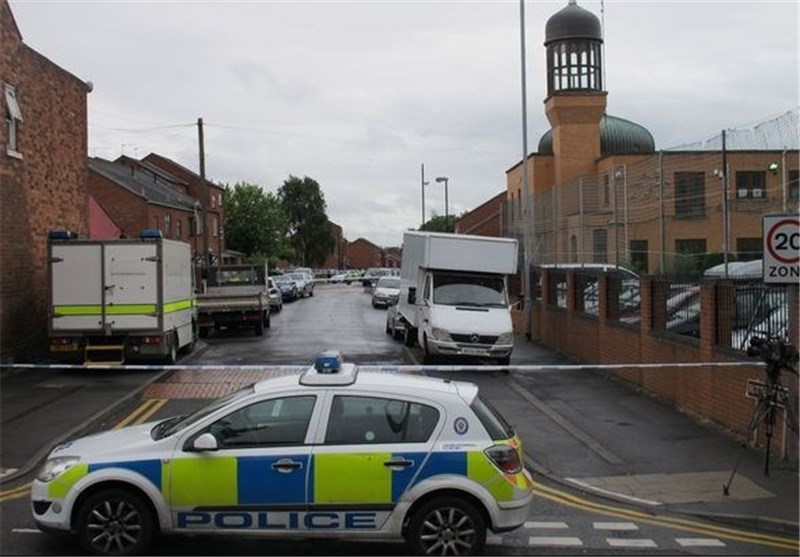 دستگیری دو مظنون در ارتباط با بمب‌گذاری مسجدی در انگلیس