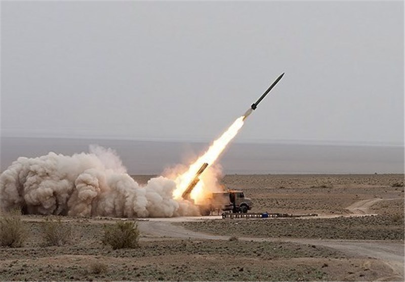 شلیک 2 فروند راکت نازعات در رزمایش حیدر کرار نزاجا