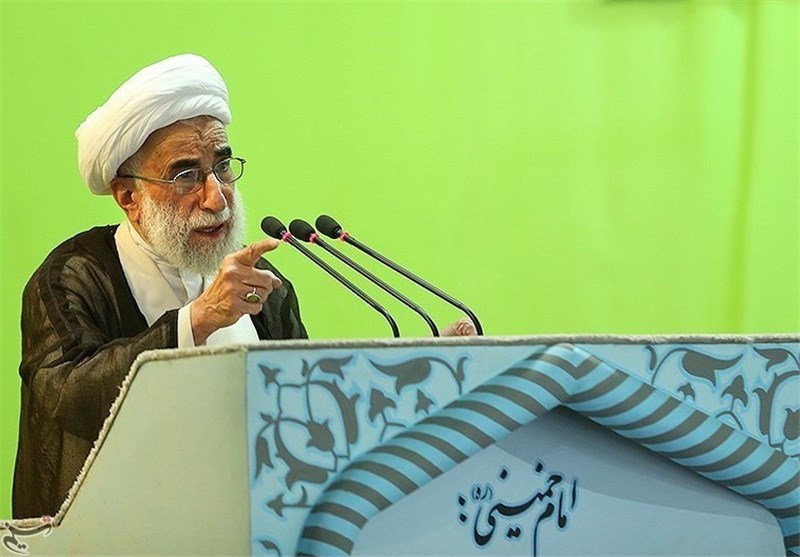 Cleric Assures Negotiators of Iranian Leadership, Nation’s Support