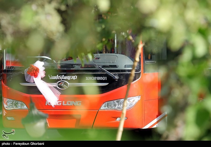 واکنش مدیرعامل اتوبوسرانی مشهد به جمع‌آوری نرده‌های خط 3 بی.آر.تی مشهد