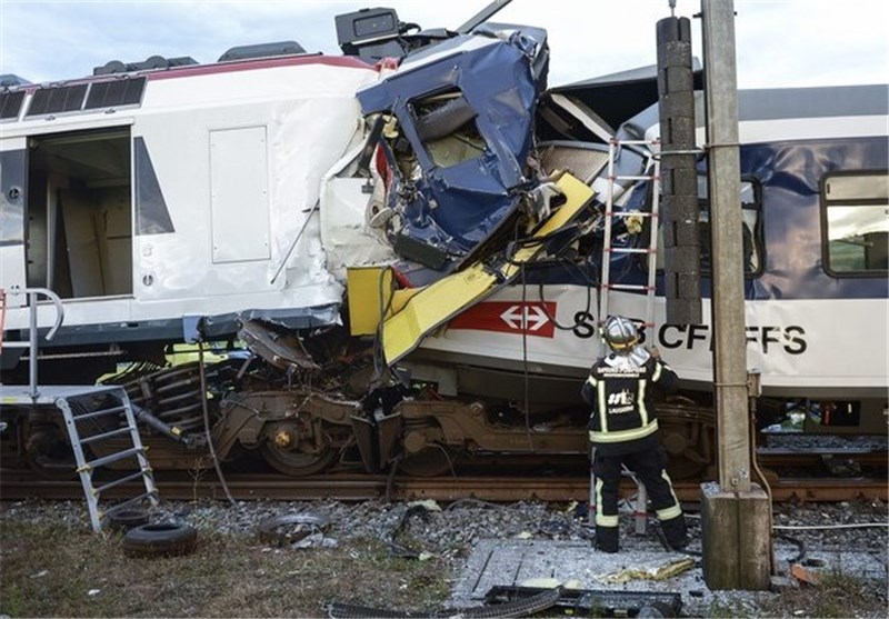 100 Homes Evacuated as ‘Toxic’ Train Derails in Louisiana