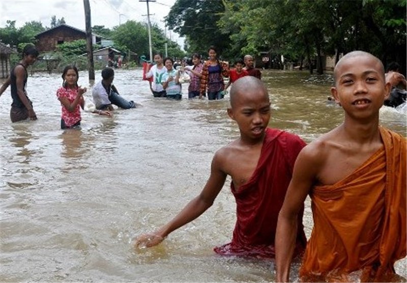 Myanmar Floods Force 25,000 into Camps