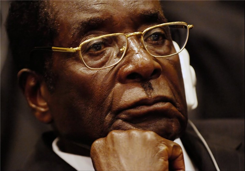 مخالفت موگابه با درخواست ارتش برای کناره‌گیری از قدرت