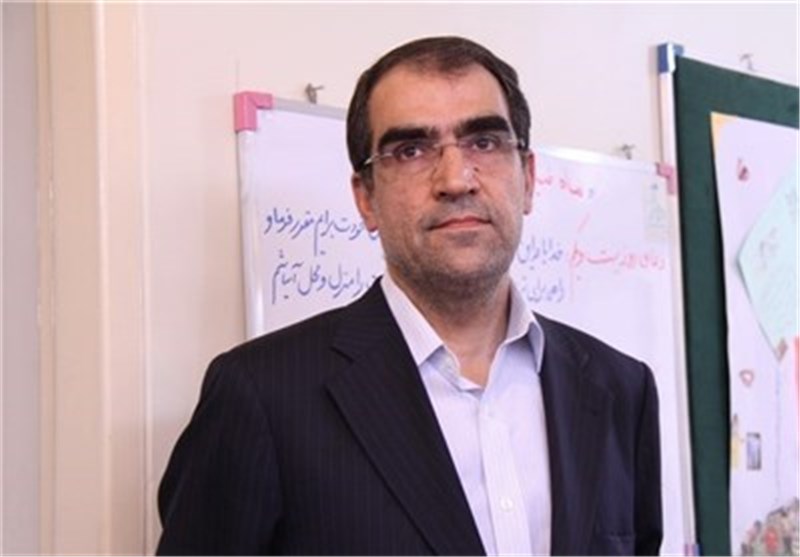 عیادت وزیر بهداشت از مصدومان حادثه اتوبان قم ــ تهران