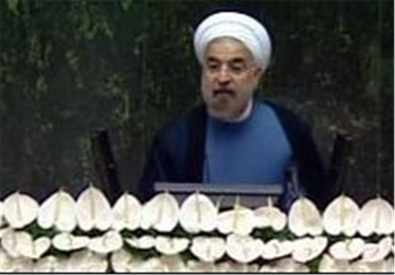 Rouhani: Iran Not to Succumb to Sanctions