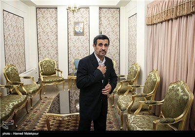 اولین روز کاری محمود احمدی نژاد رئیس جمهور سابق