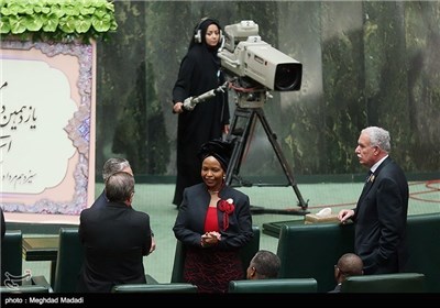 Photos: Iran’s New President Takes Oath of Office