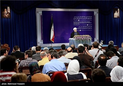  Iran's New President Holds First Press Conference