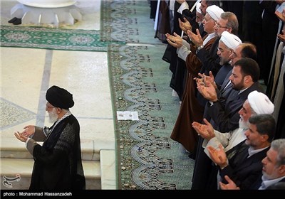 Leader Leads Eid al-Fitr Prayers