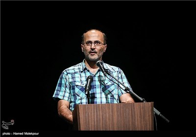 سخنرانی حسین معززی نیا در مراسم افتتاحیه فیلم دهلیز
