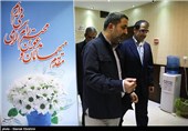 حضور  سید حسن قاضی زاده هاشمی وزیر پیشنهادی وزارت بهداشت دولت یازدهم در خبر گزاری تسنیم 