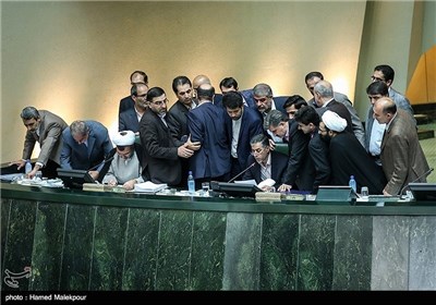 Iran’ Parliament Holds Debates on New Cabinet