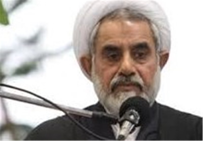 ملت ایران پاسخ دندان‌شکنی به یاوه‌گویی ترامپ در 13 آبان می‌دهد