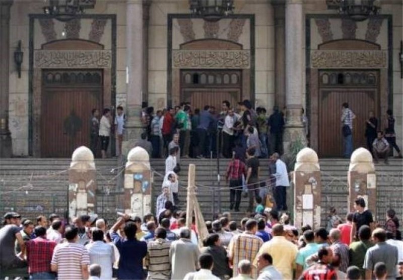 Egypt Considers Brotherhood Ban, Gunfire Exchanged in Mosque