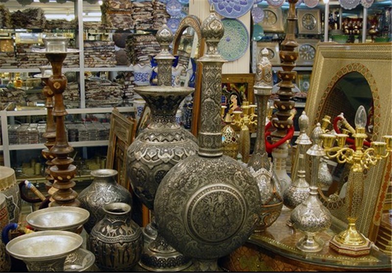 نمایشگاه صنایع دستی و هنرهای سنتی در آرامگاه سعدی