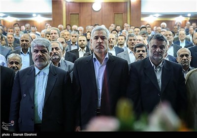 اجرای سرود جمهوری اسلامی ایران در مراسم تودیع و معارفه وزیر جهاد کشاورزی