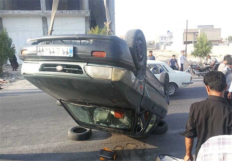 واژگونی پراید در محور یزد - شیراز، 7 کشته و مجروح برجای گذاشت