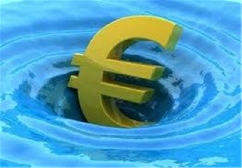 بحران یورو تمام نشده است/ شرایط اقتصادی فرانسه، بزرگترین خطر برای یورو