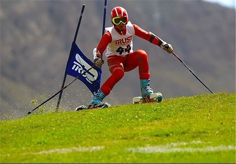 همدان میزبان مسابقات بین‌المللی اسکی روی چمن شد