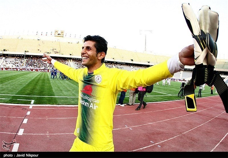 طالب‌لو: احمدی بهترین گزینه برای حضور در دروازه تیم ملی است
