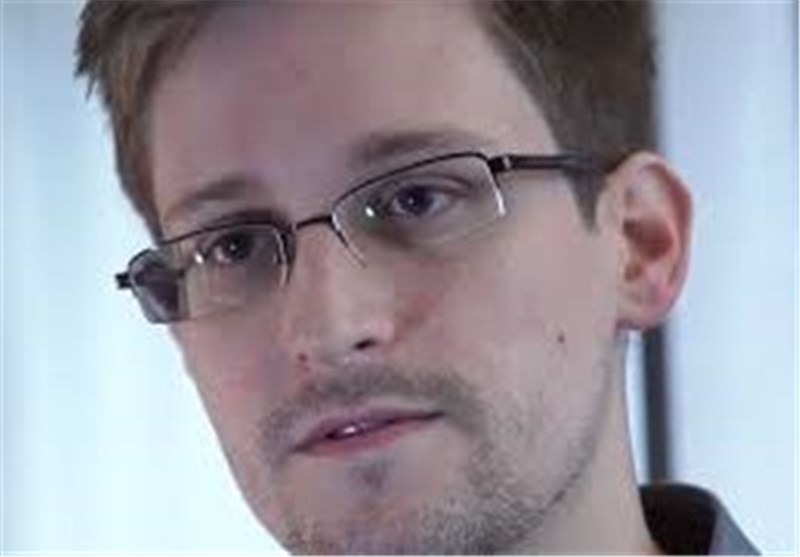 Snowden: Mass Spy Programs Threaten Freedom of Expression