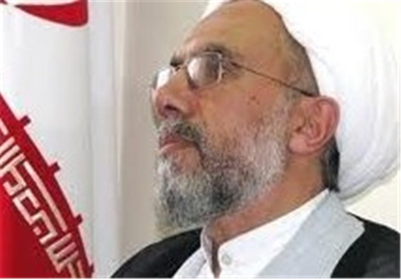 استکبار به دنبال ایجاد آسیب در فرهنگ عاشورایی ملت ایران است