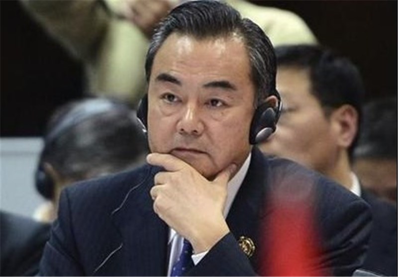 وزیر خارجه چین هم اکنون وارد محل مذاکرات ژنو شد