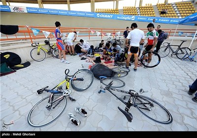 مسابقات جایزه بزرگ دوچرخه سواری کشور در پیست ثامن مشهد