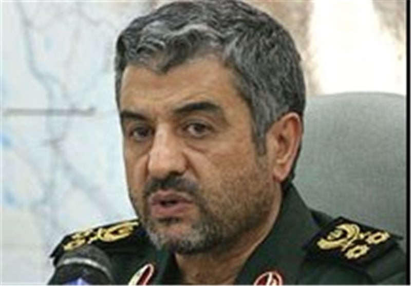 IRGC Ready to Help with Economic Problems, Commander Says