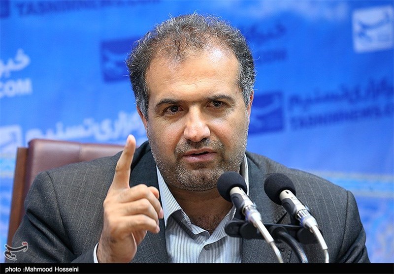 پایتخت سیاسی از تهران باید انتقال پیدا کند/ انتقال پایتخت به‌معنای انتقال تهران نیست
