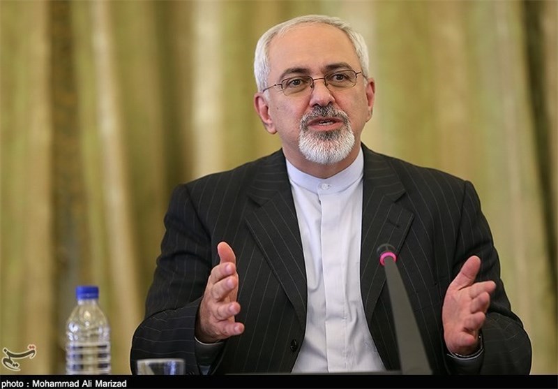 Iran&apos;s FM Condemns Killing of Jews by Nazis, Zionists&apos; Crimes