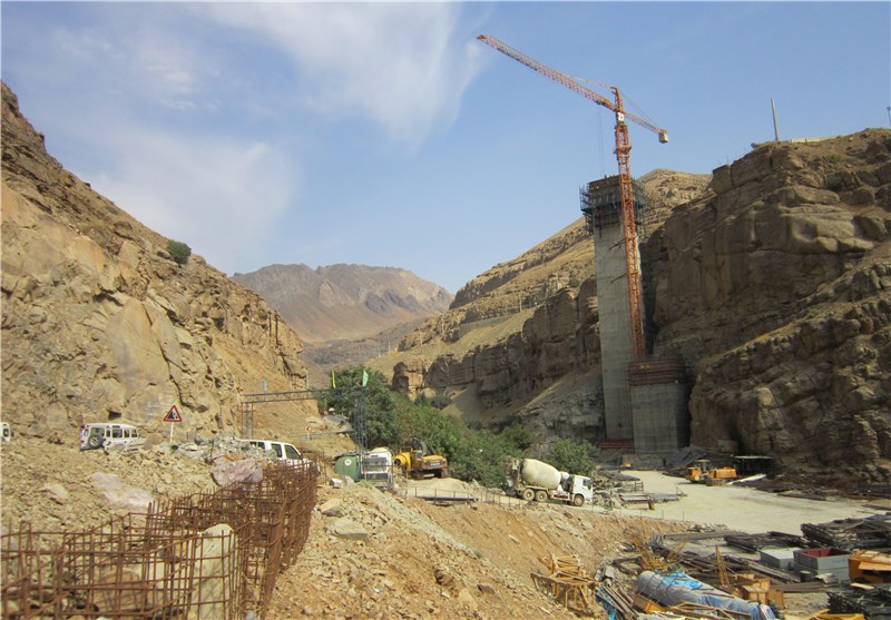 قطعه یک آزادراه تهران-شمال 30 ماه دیگر به بهره‌برداری می‌رسد
