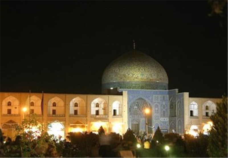 مسجد شیخ لطف‌الله اصفهان میزبان نمایشگاه دهه کرامت می‌شود