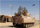 کشته شدن 18 فرد مسلح در حملات هوایی و زمینی ارتش مصر در سینا
