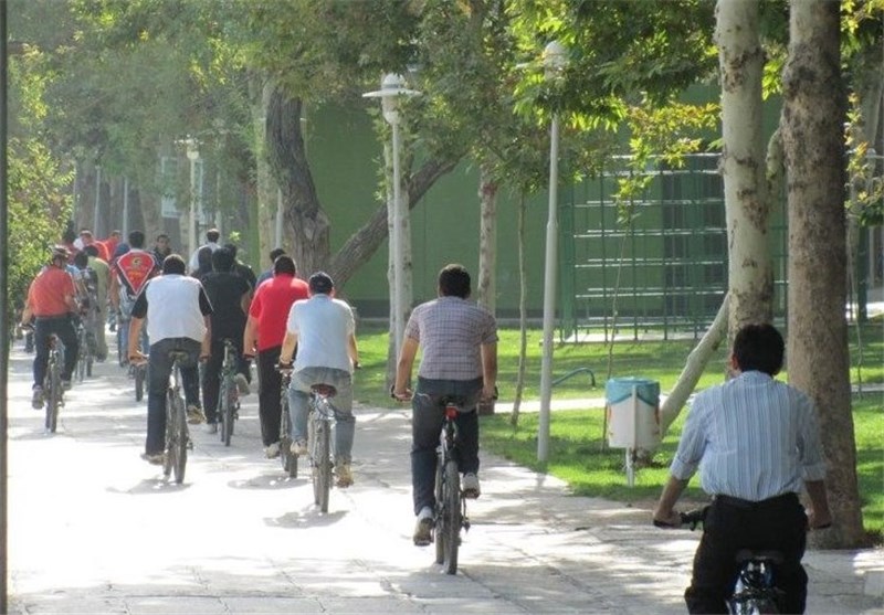همایش دوچرخه سواری به مناسبت هفته هوای پاک در قم برگزار می شود