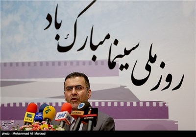 تشست خبری حجت‌اللّه ایوبی معاون سینمایی وزارت ارشاد 