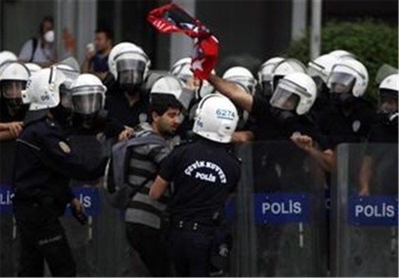 Turkey Suffers 3rd Night of Clashes